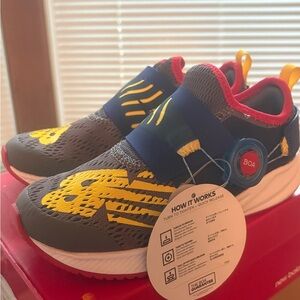 Kids Athletic Shoes with BOA Fit System